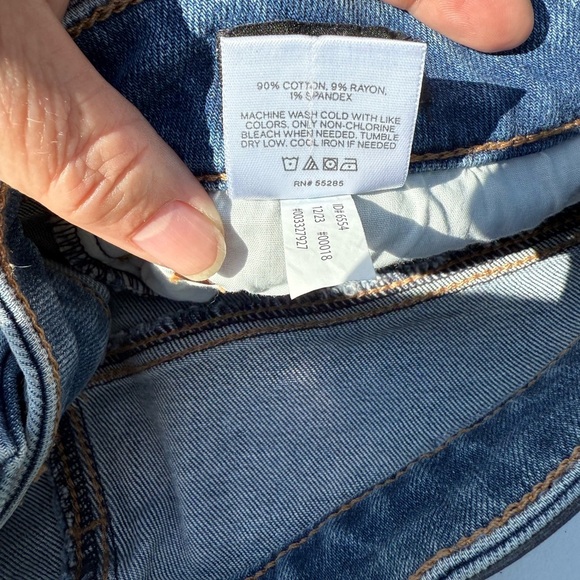 Express NWT‎ Women's Medium Wash Skinny Blue Jeans 28/32 - Picture 7 of 9